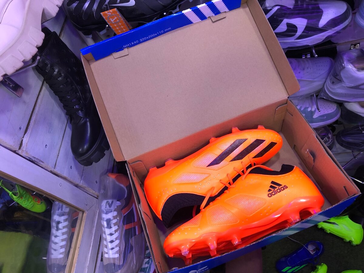 ORG Football boots