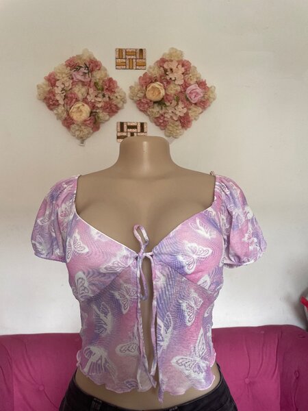 Haut papillon violet chic