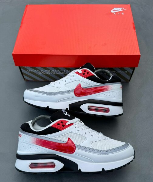 Nike Air Sneakers Blanc et Rouge