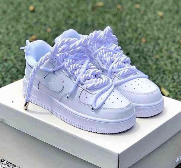 Baskets Nike Air Force 1 blanches