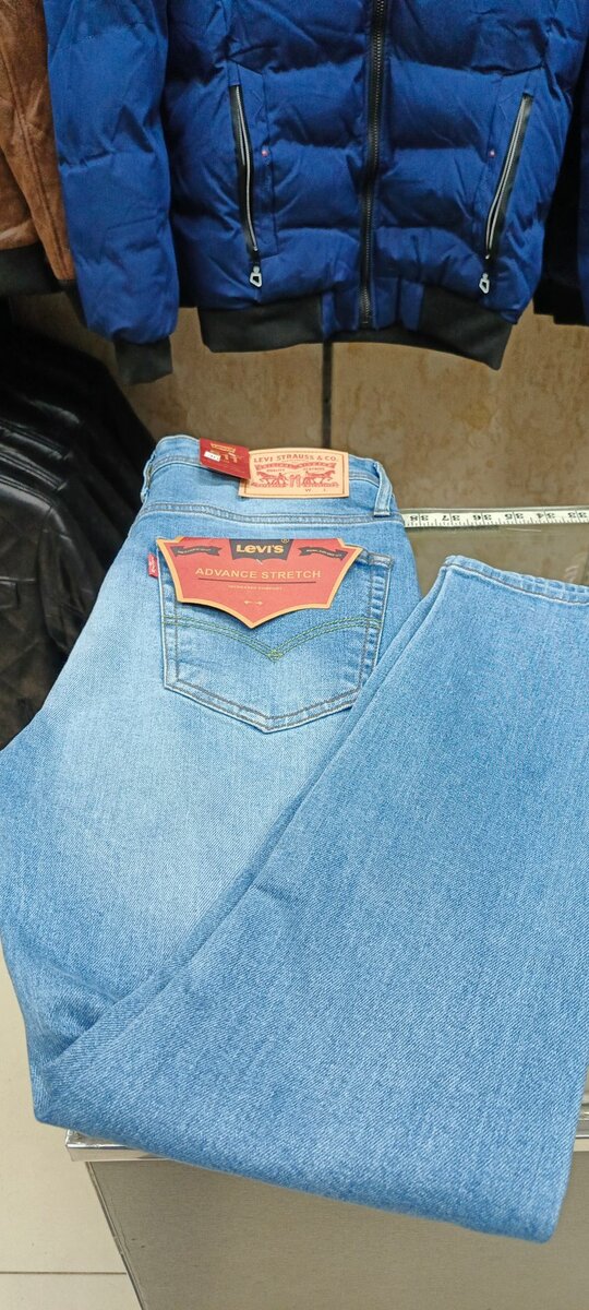 Imported Levi, s pnts