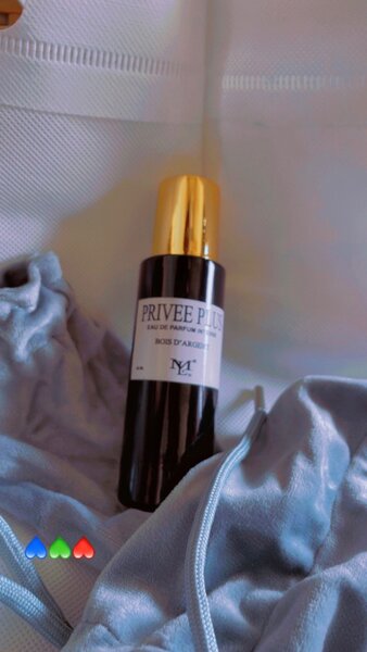 Un parfum, deux âmes