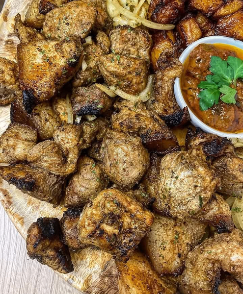 Porc Africain Braisé + Attieke