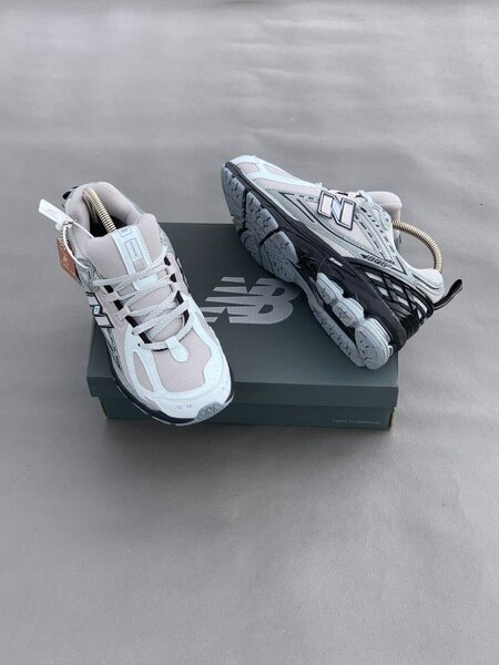 Sneakers New Balance Gris