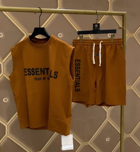 Ensemble T-Shirt et Short Stylé