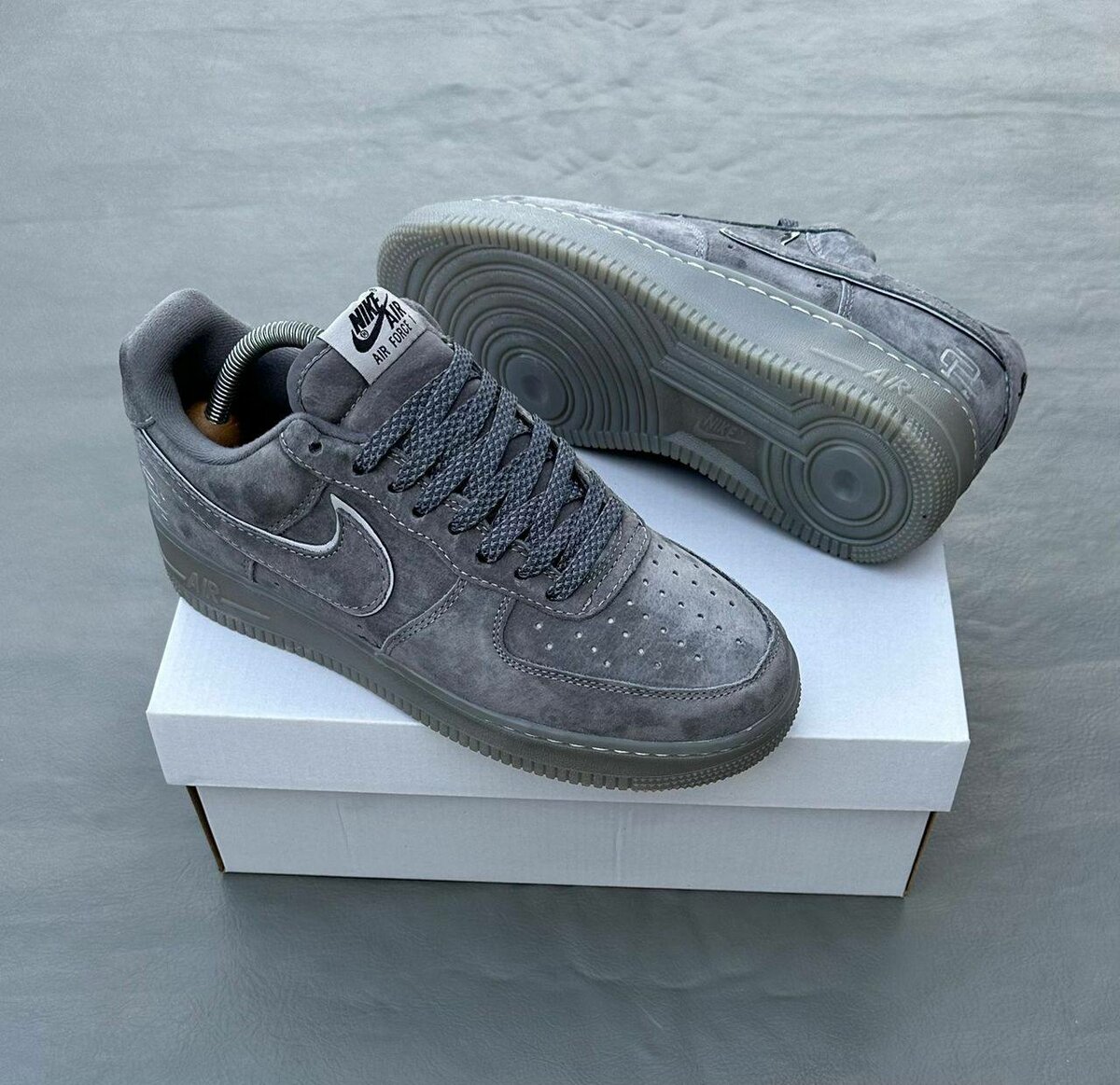 Nike Air Force 1 Gris Homme