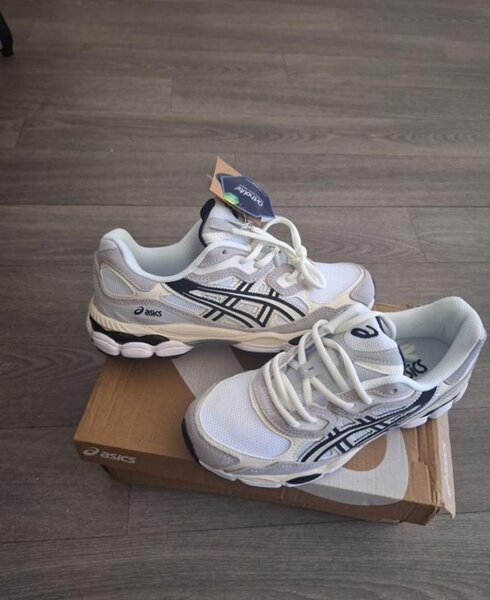 Chaussures de course ASICS