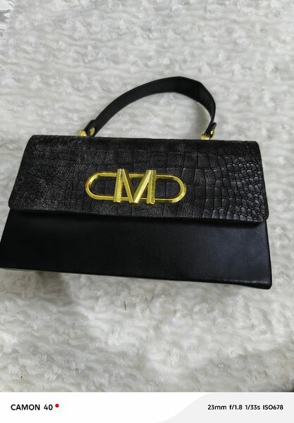 Sac à main élégant cuir