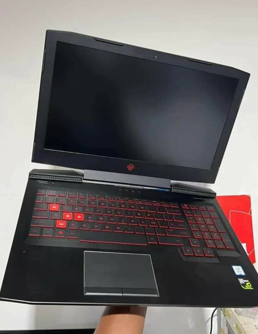 HP OMEN 15  (GAMER) 7th