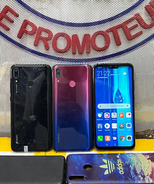 HUAWEI Y9 2019 (128GB/6RAM)
