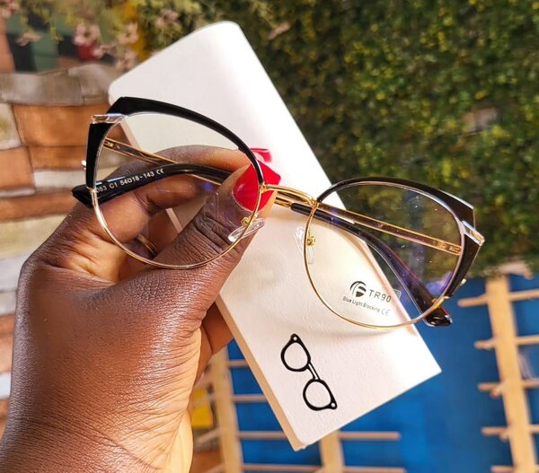 Lunettes anti-lumière bleue