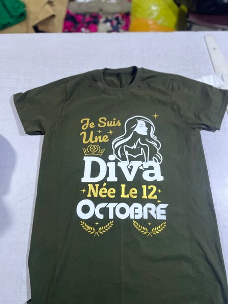 T-shirt "Je Suis Une Diva"