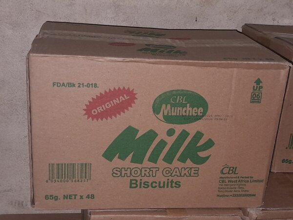 Munchee milk shortcake big size