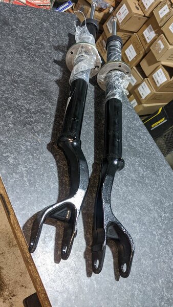 Front Shocks Absobers For Mercedes Benz GLC AMG Coupe X253