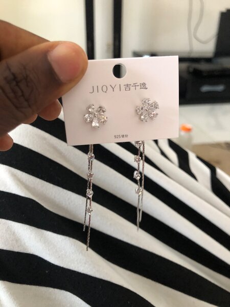 boucles doreilles de qualité