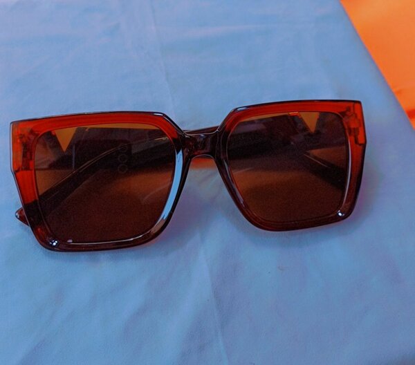 Lunettes de soleil élégantes