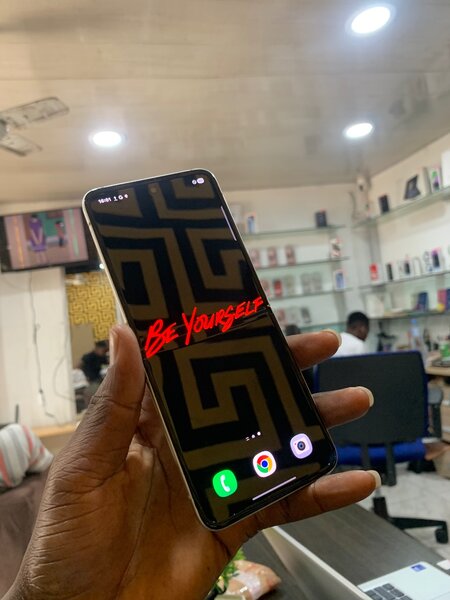 Samsung fliP 3 Pliable Premium