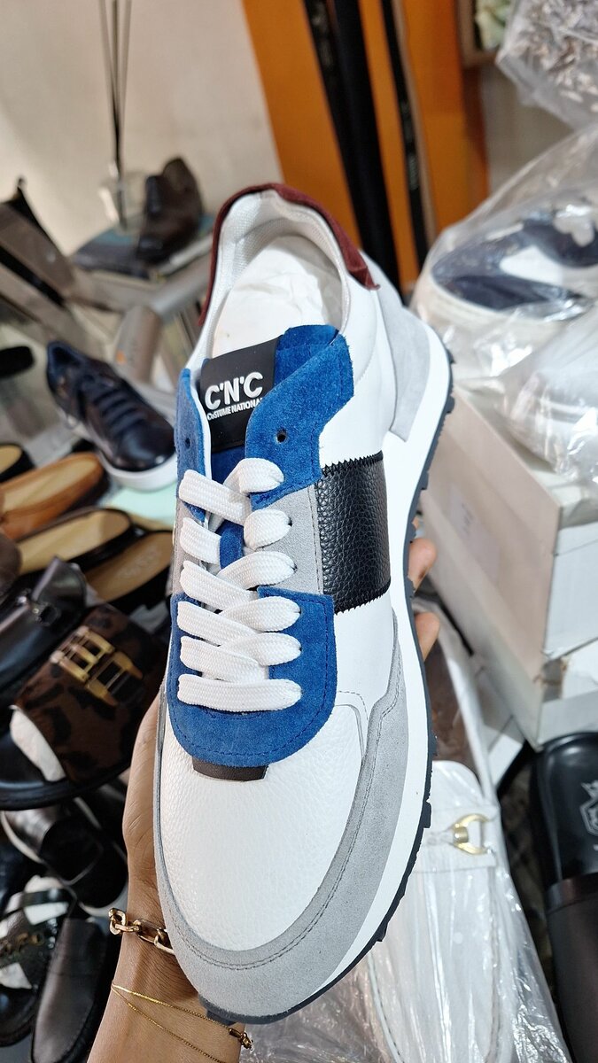JRCH( John Richmond ) size 42 only