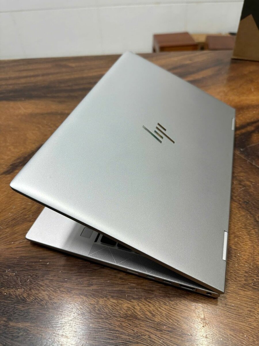 HP Elitebook X360 830 2in1 i7