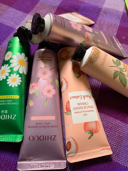 Crème Mains Hydratante ZHIDUO