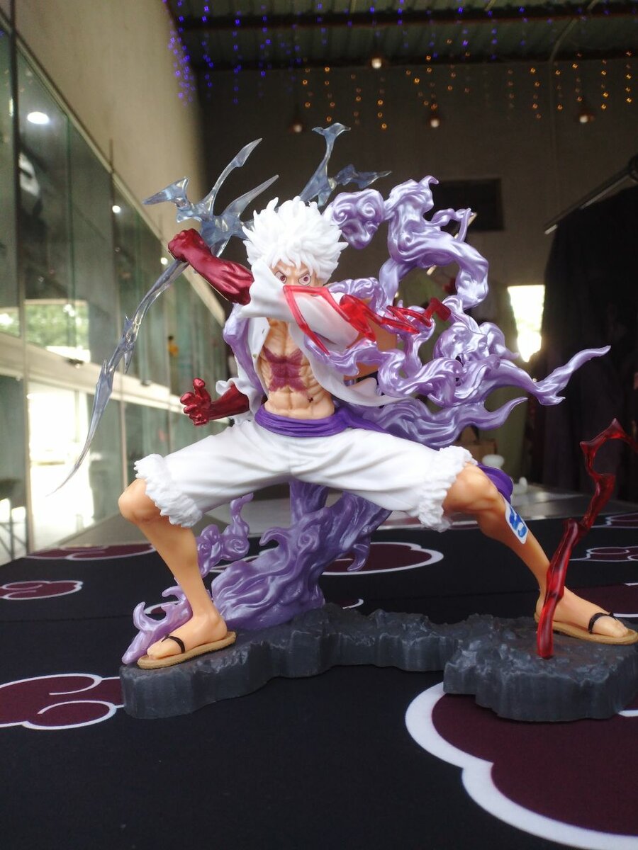 Luffy Gear Five Figurines