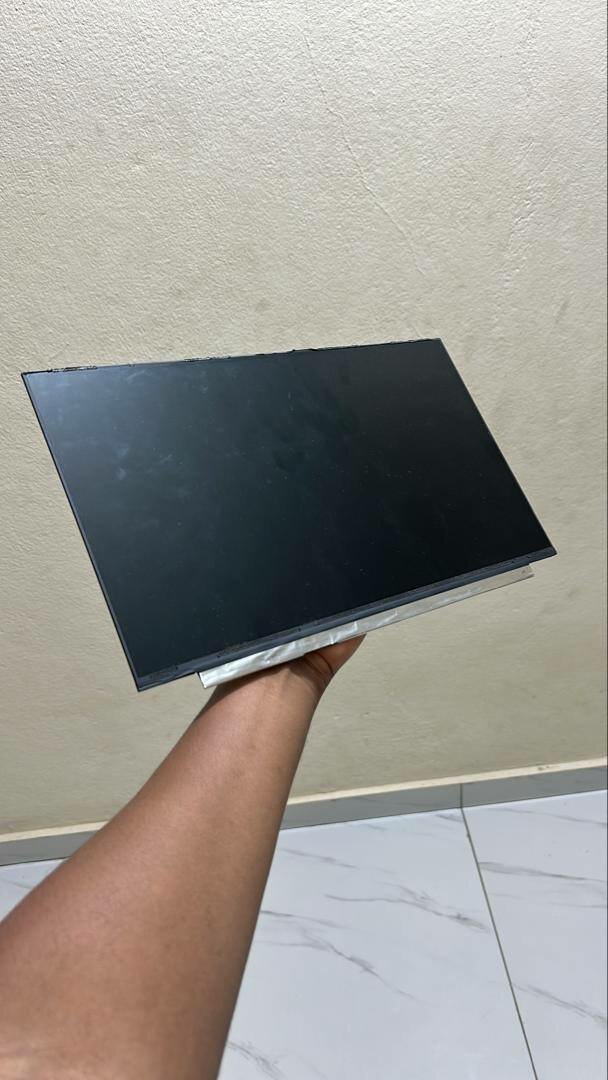 Écran pour ordinateur portable tout type d'écran