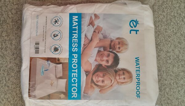MATTRESS PROTECTOR