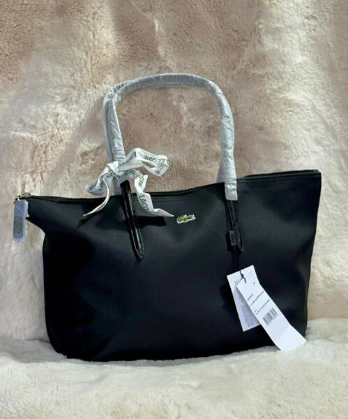 Sac cabas Lacoste élégant