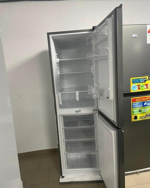 Réfrigérateur congélateur haut