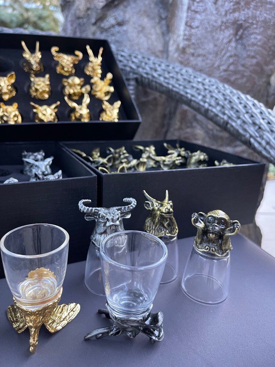 Стопки (Рюмки) перевертыши с головами животных