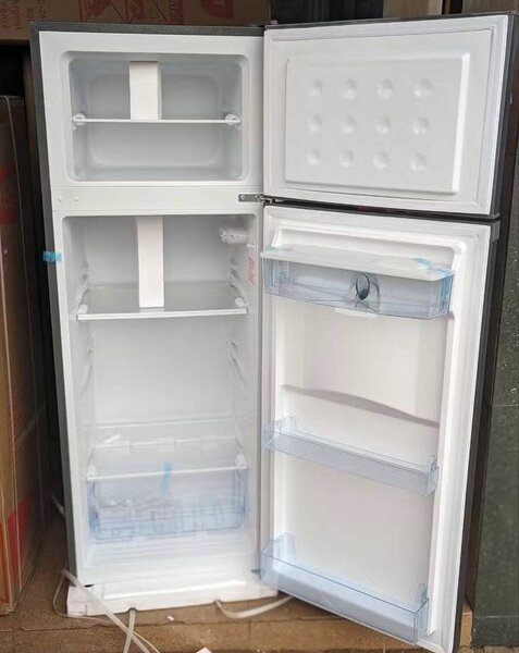 Réfrigérateur compact argent