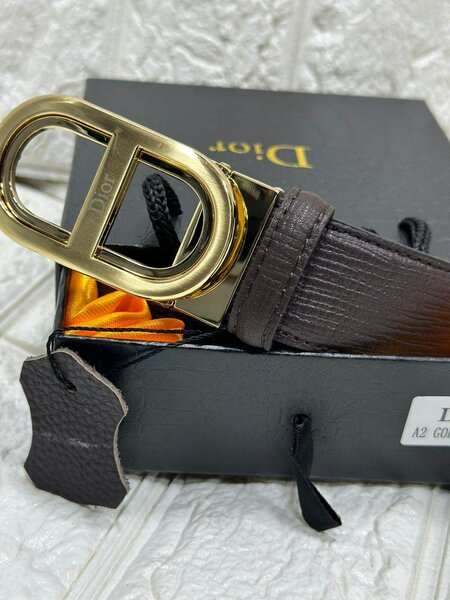 Ceinture dior en cuir