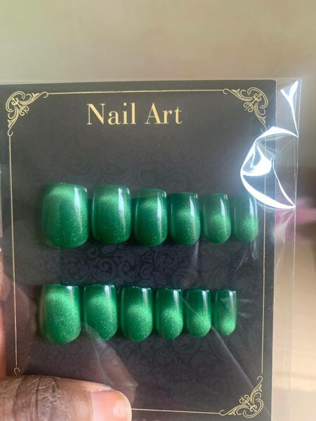 Ongles Pressés Glamour