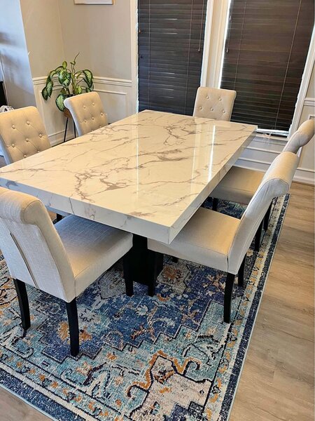 Table à manger en marbre