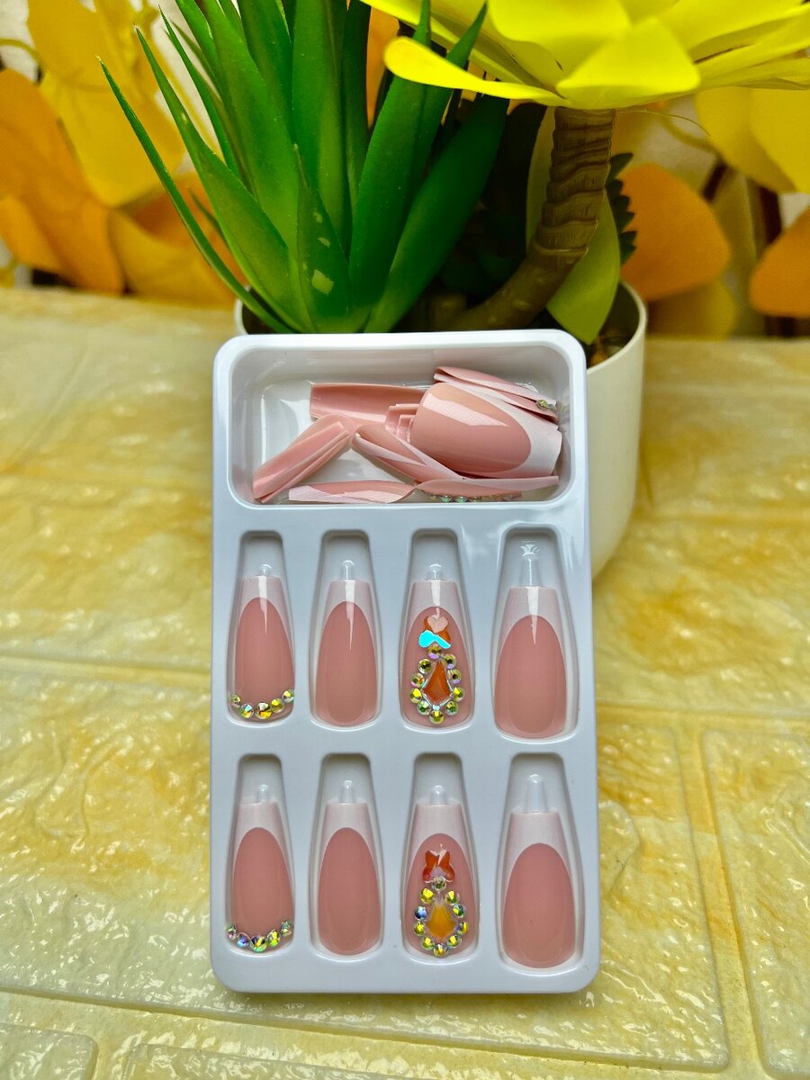 Faux Ongles / Press On Nails