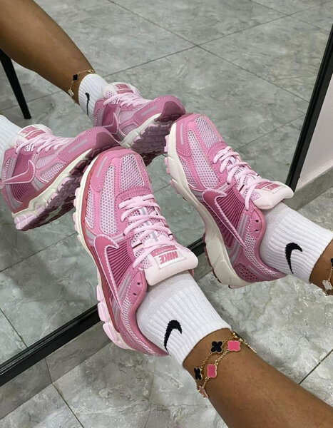 Baskets roses confort Nike