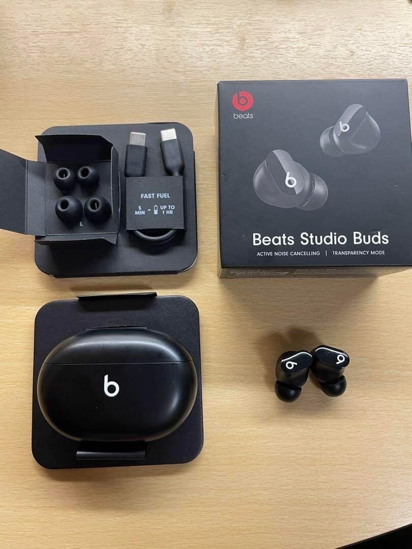 Beats Studio Buds