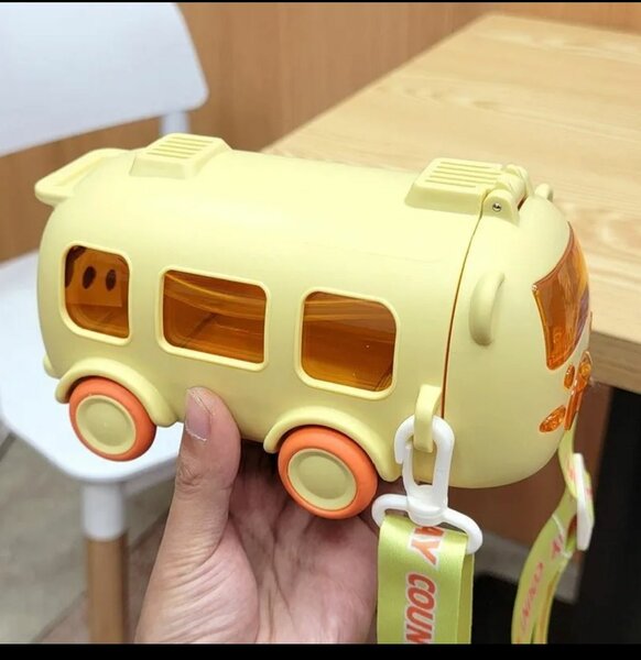 Bouteille d'eau bus pour enfants