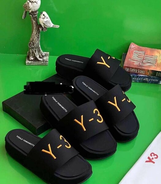 Y-3 Solid Branded Slippers