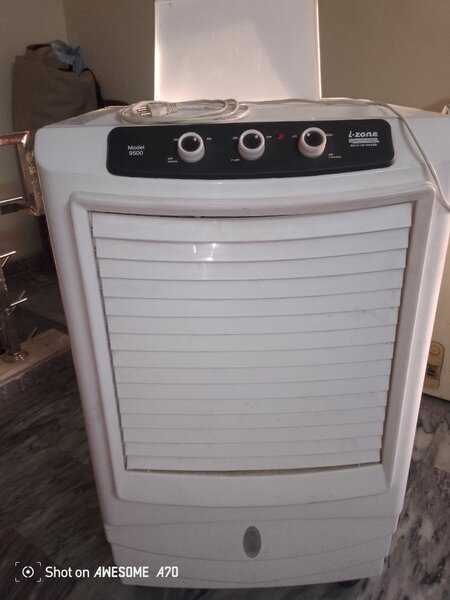 Izone water cooler
