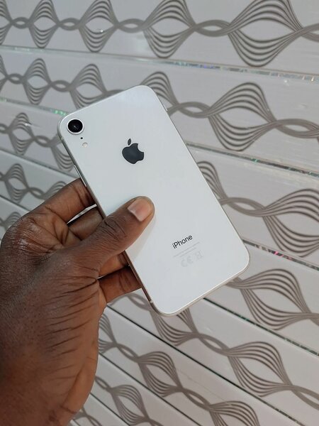 iPhone XR 64Go Blanc