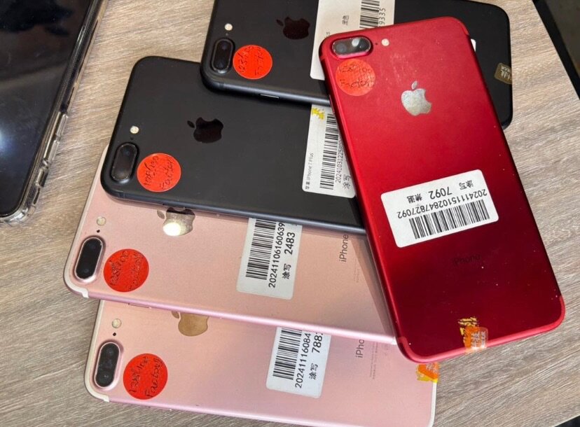 iPhone 7plus (USA) 128gig