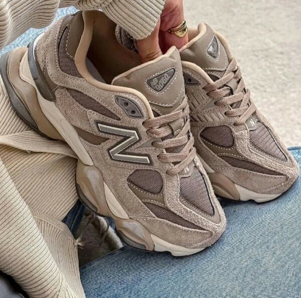 NEW BALANCE SUPER CLASSIC
