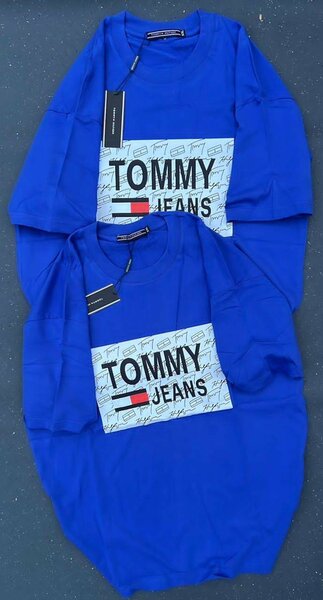 T-shirts unisex imprimés tendance