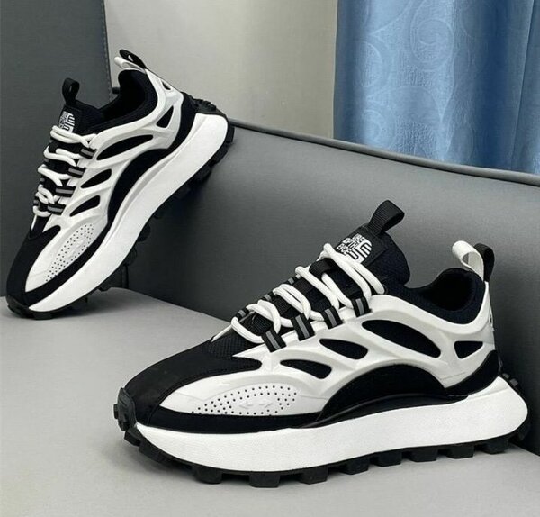 Baskets de sport modernes