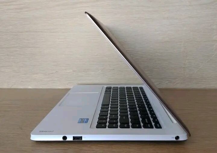 Ordinateur Portable Lenovo