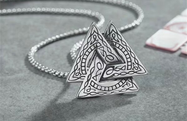 Chaîne double triangle