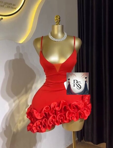 Robe cocktail rouge femme