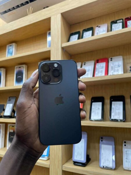 iPhone 14 Pro Max Noir