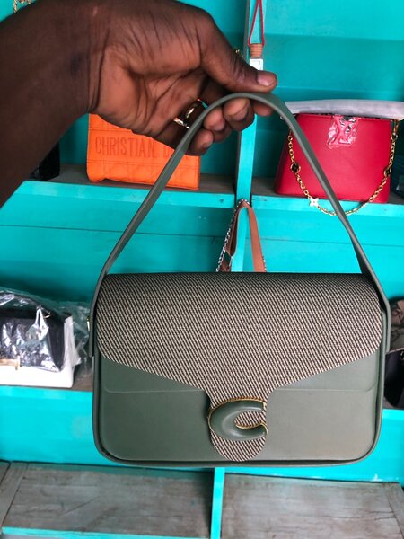 Sac à main élégant vert